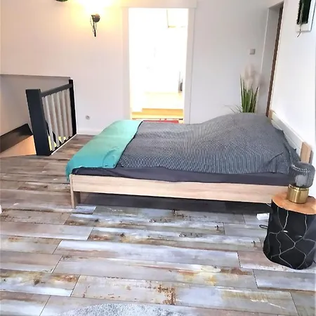 Schoene Geraeumige Ganze Wohnung Als Unterkunft Bergen  Exterior photo