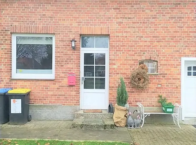 Schoene Geraeumige Ganze Wohnung Als Unterkunft
