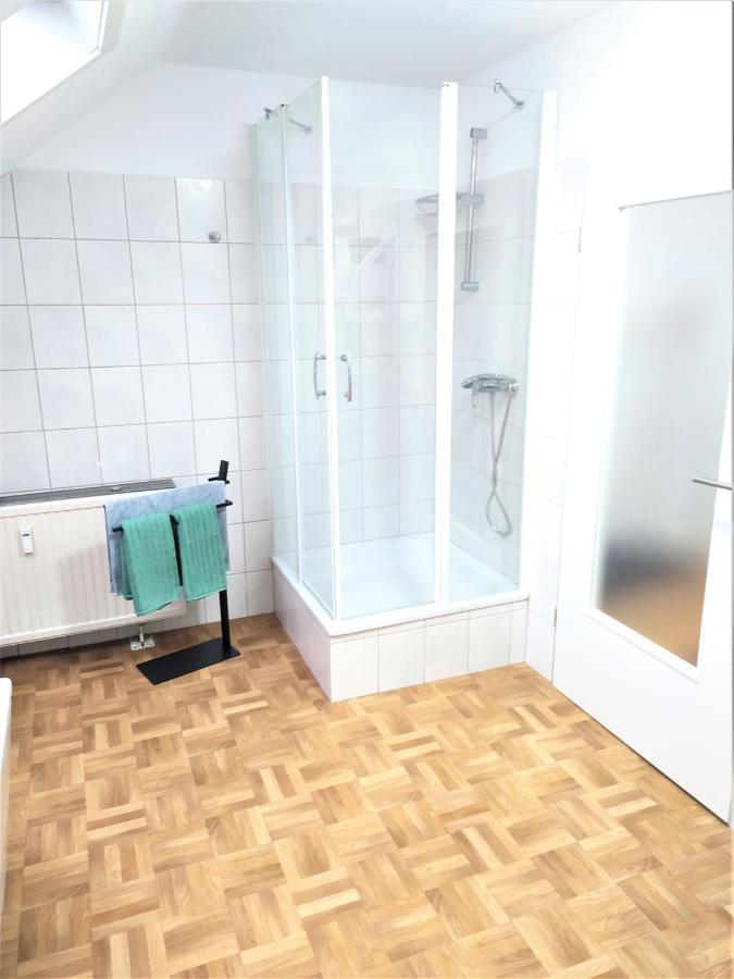 Schoene Geraeumige Ganze Als
